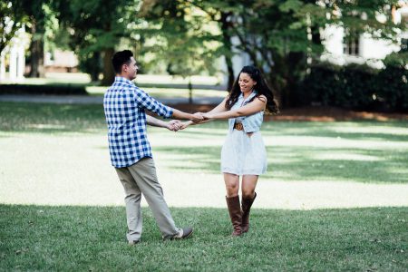 זוג מאורס שמח