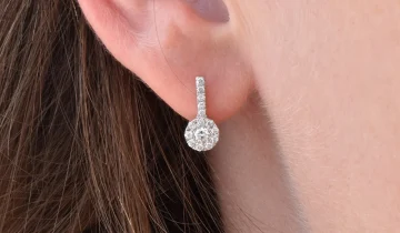 עגילים ארוכים או קצרים, באיזה לוק תתאימי כל סוג?